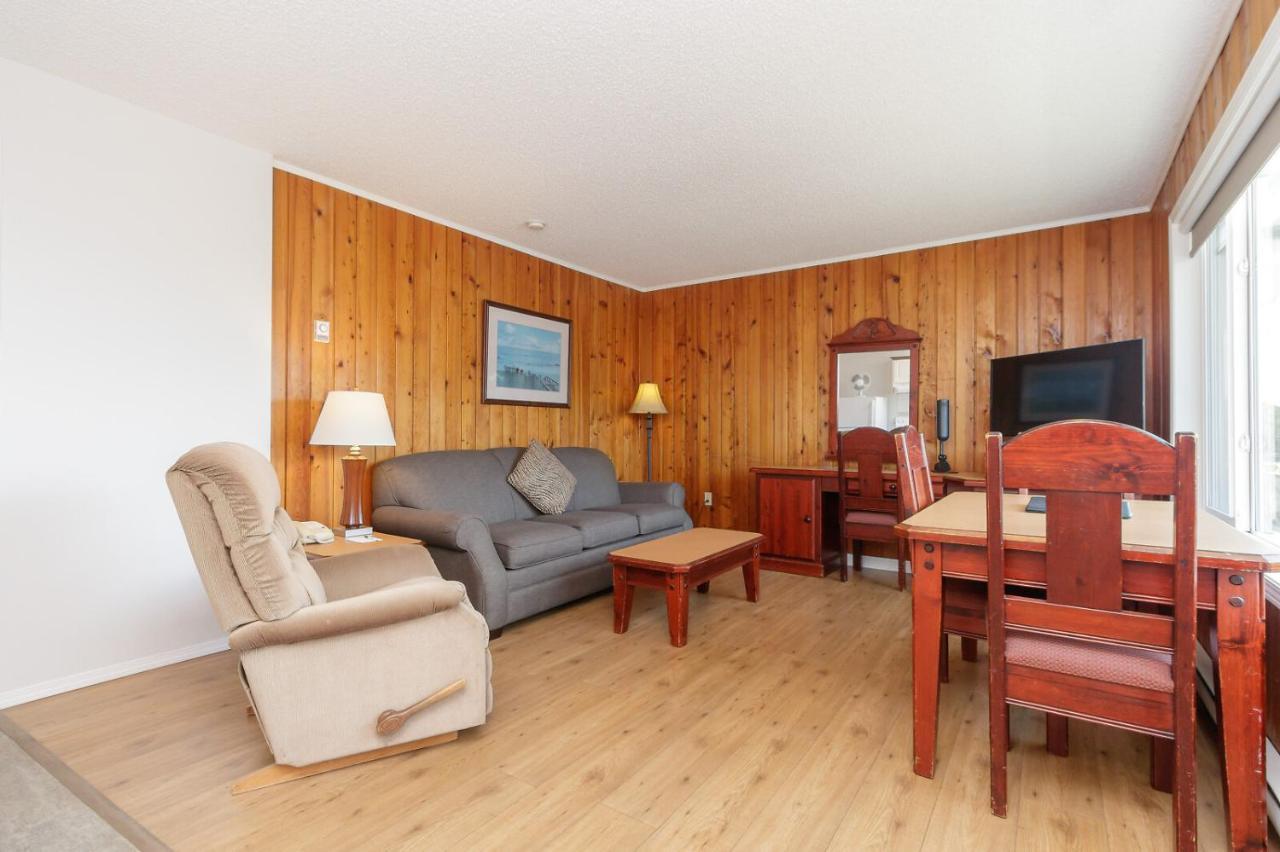 סידני The Cedarwood Inn & Suites מראה חיצוני תמונה