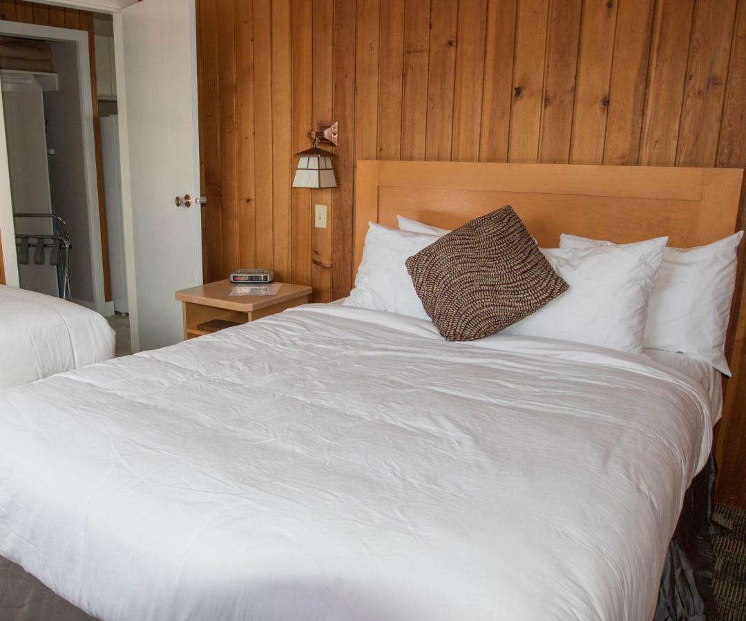 סידני The Cedarwood Inn & Suites מראה חיצוני תמונה