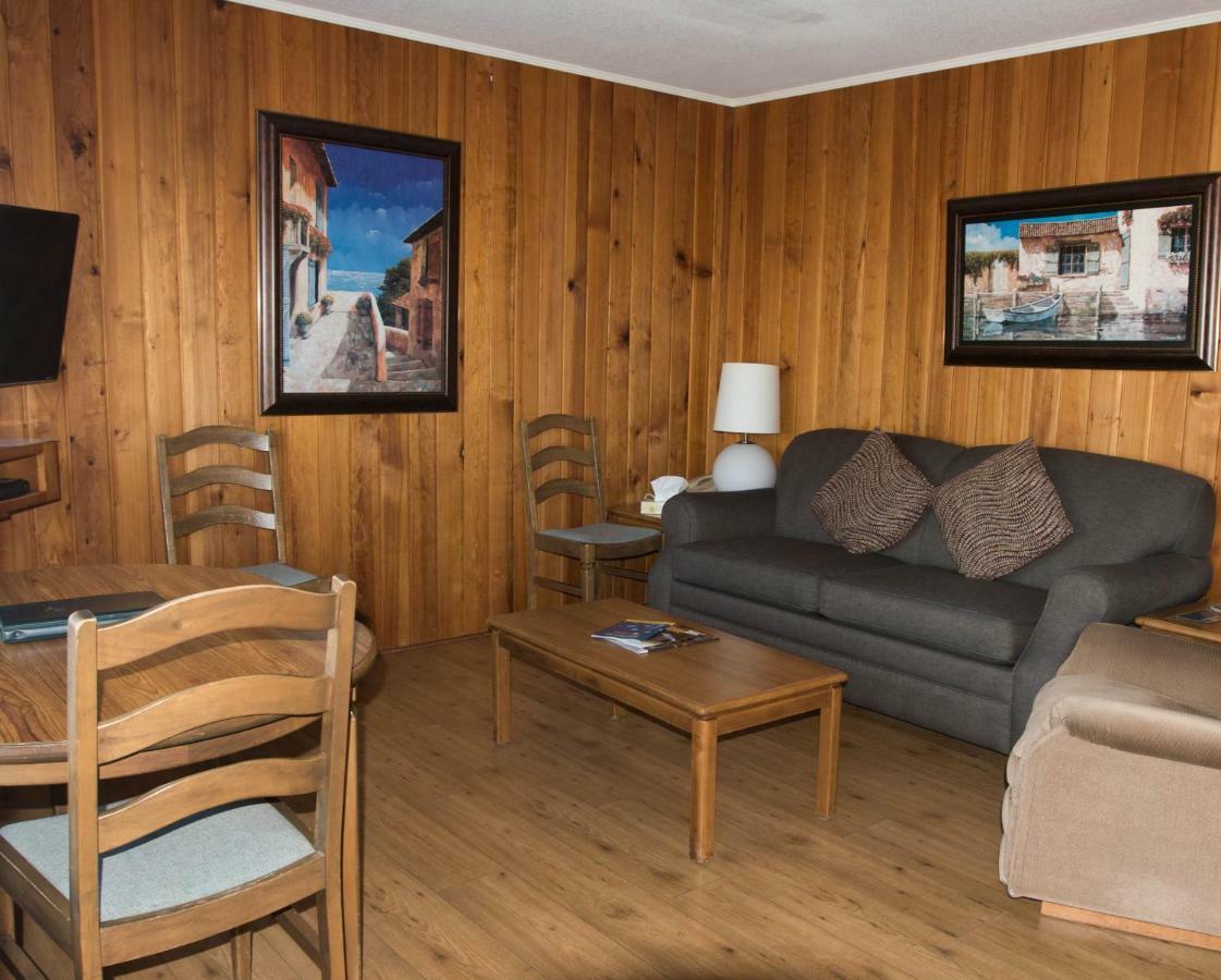 סידני The Cedarwood Inn & Suites מראה חיצוני תמונה