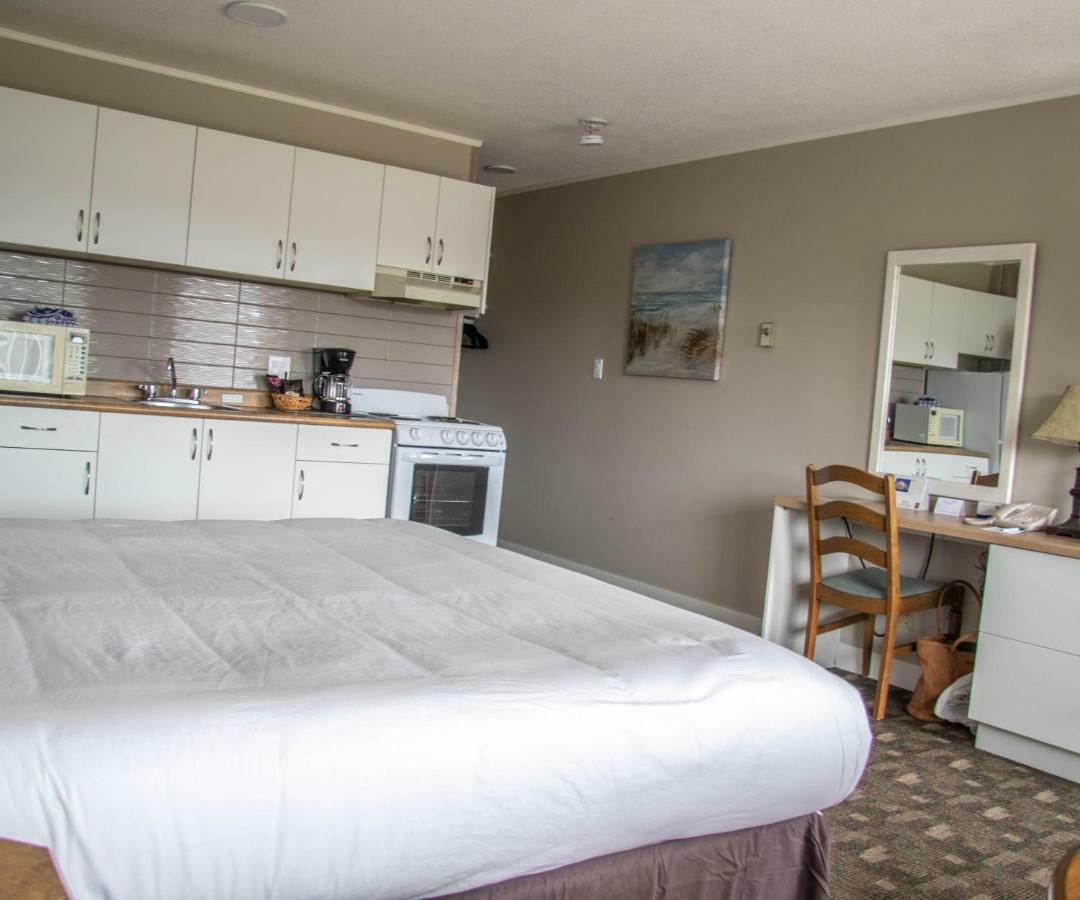 סידני The Cedarwood Inn & Suites מראה חיצוני תמונה